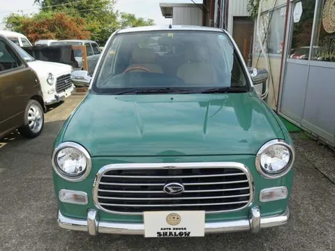 Daihatsu Mira Gino