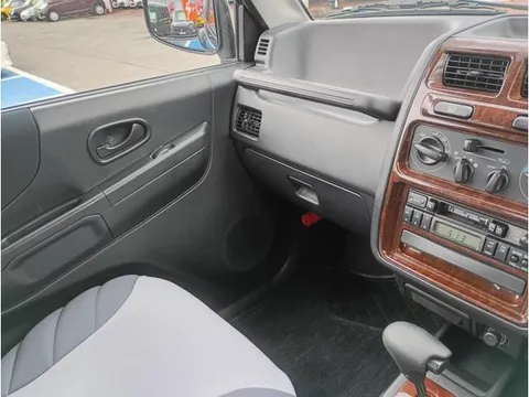 Mitsubishi Pajero JR
