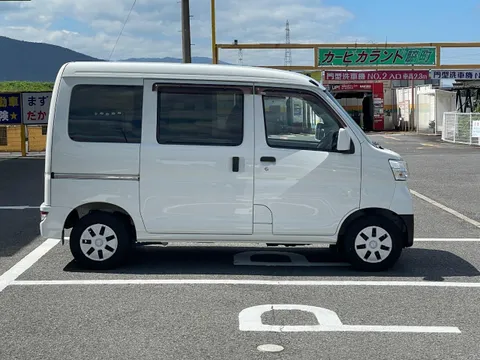 Daihatsu Hijet Cargo