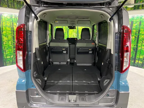 Suzuki Spacia Gear
