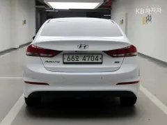 Hyundai Elantra (Avante)