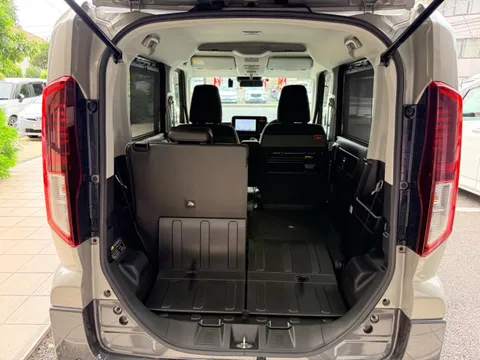 Suzuki Spacia Gear