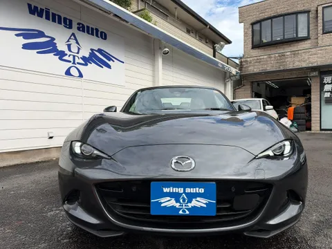 Mazda MX-5 (Roadster)