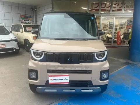 Mitsubishi Delica Mini