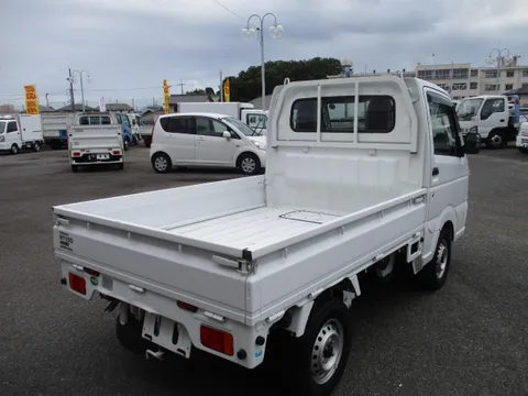 Nissan Clipper Truck