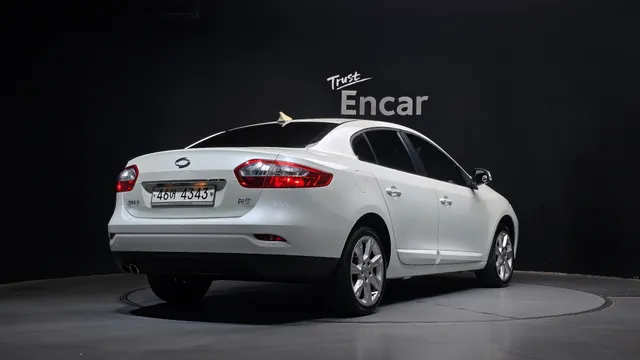 Renault SM3