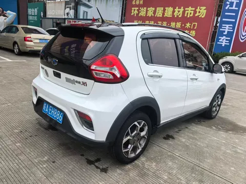 Geely Vision X1