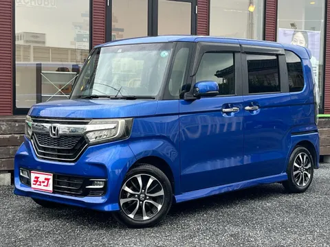 Honda N-BOX Custom