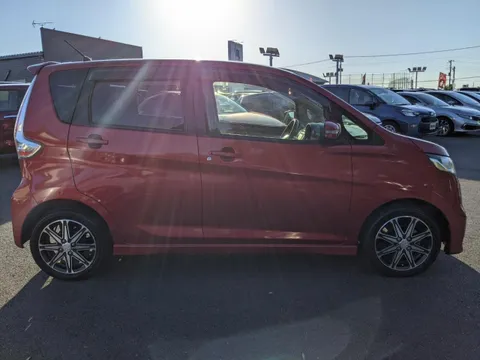 Mitsubishi eK Custom
