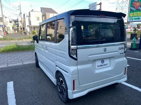 Suzuki Spacia Custom