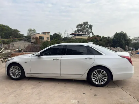 Cadillac CT6