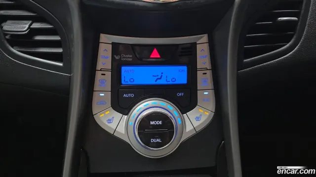 Hyundai Elantra (Avante)