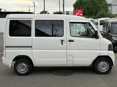 Mitsubishi Minicab Van