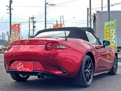 Mazda MX-5 (Roadster)