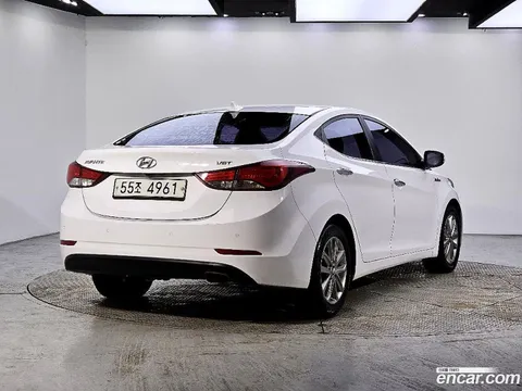 Hyundai Elantra (Avante)