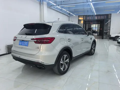 Hongqi HS5