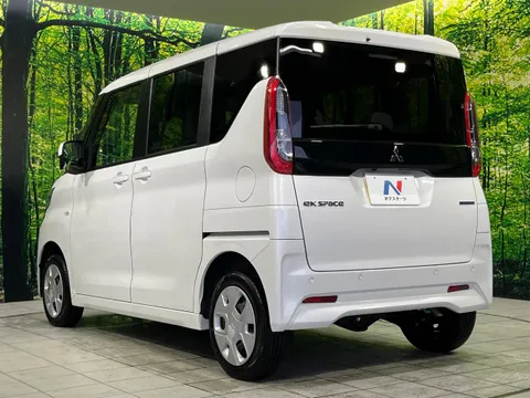 Mitsubishi eK Space