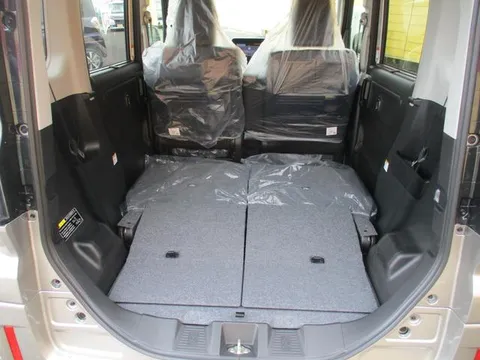 Suzuki Spacia Custom