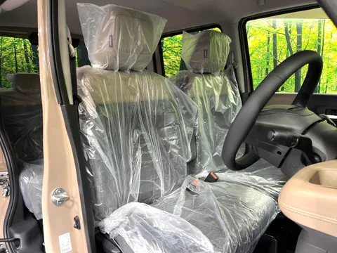 Mitsubishi Delica Mini