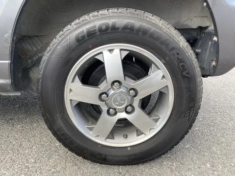 Nissan KIX