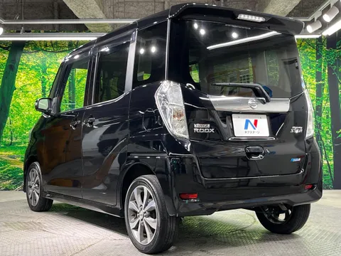 Nissan Dayz Roox