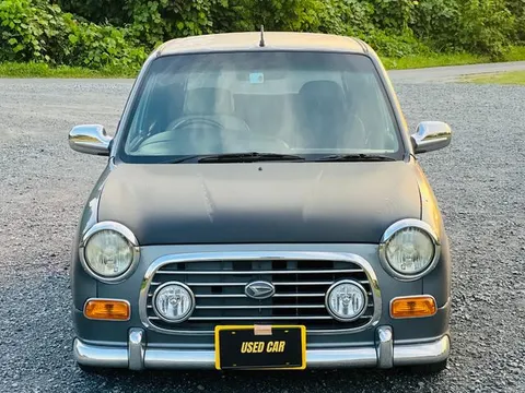 Daihatsu Mira Gino