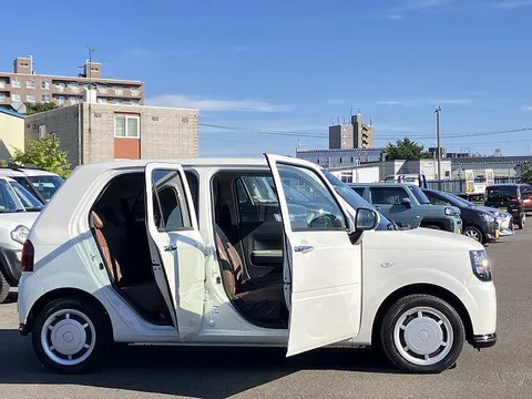 Daihatsu Mira Tocot