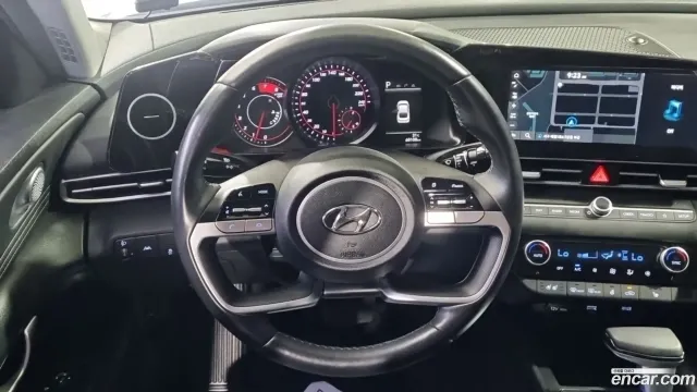 Hyundai Elantra (Avante)