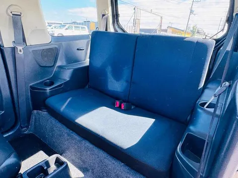 Nissan KIX