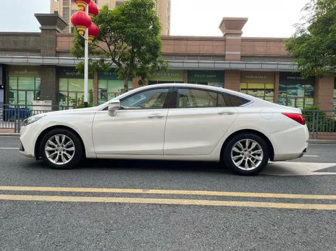 Hongqi H5