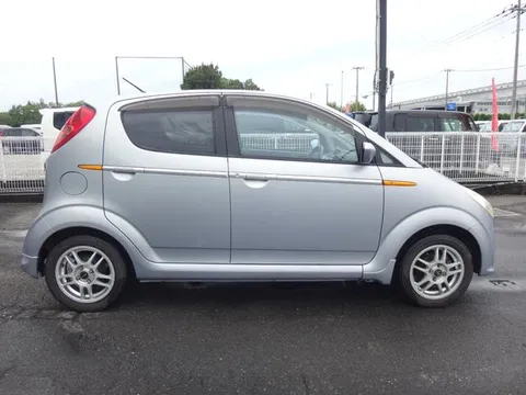 Subaru R2