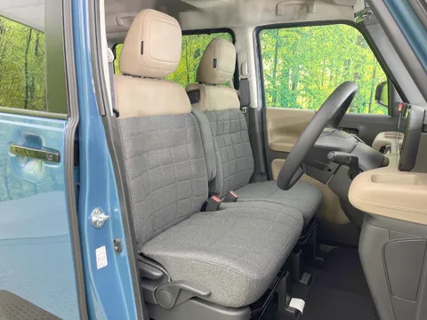 Mitsubishi Delica Mini
