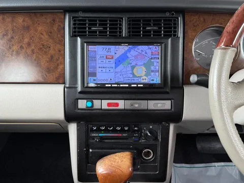 Nissan Rasheen