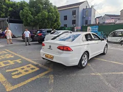 Volkswagen Lamando