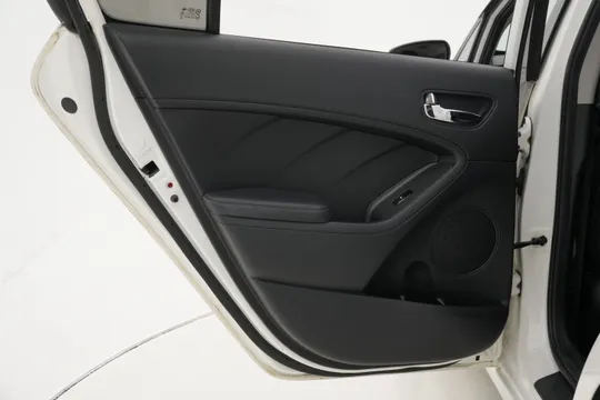 Kia Cerato (K3)