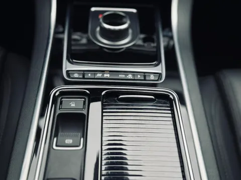Jaguar XFL