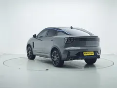 Lynk & Co 05
