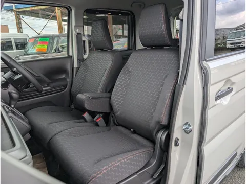 Suzuki Spacia Gear