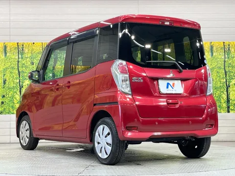 Mitsubishi eK Space