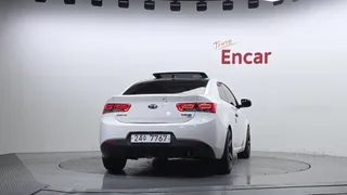 Kia Cerato (Forte)