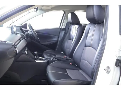 Mazda Mazda2 (Demio)