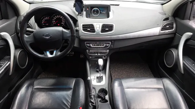Renault SM3