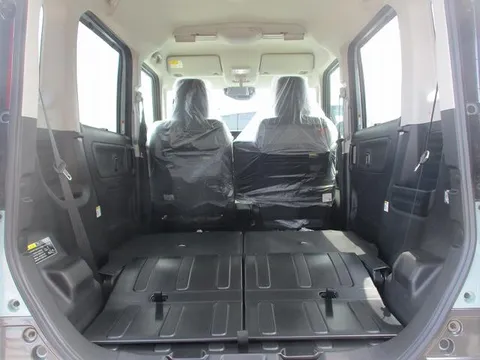 Suzuki Spacia Gear