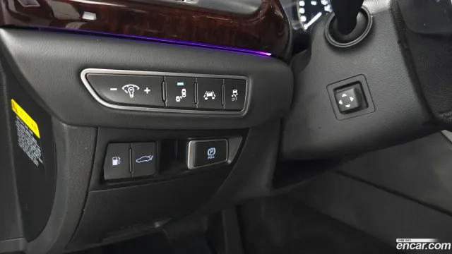 Genesis G90 (EQ900)