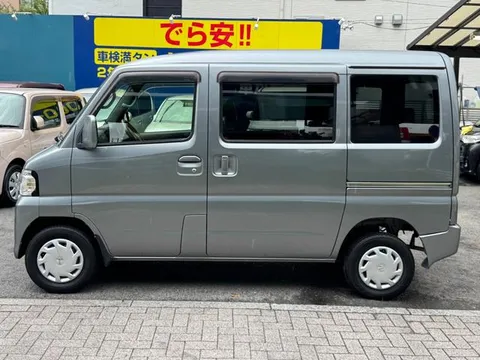 Nissan Clipper