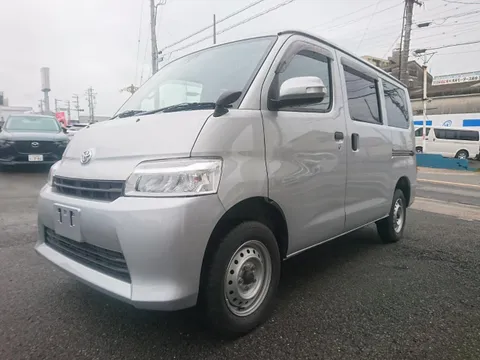 Toyota TownAce Van
