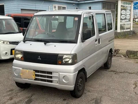 Mitsubishi Minicab Van