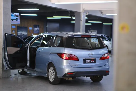 Mazda Mazda 5