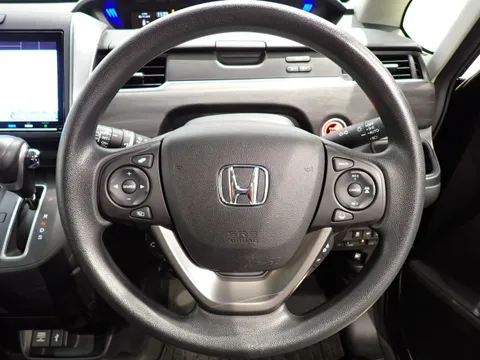 Honda Freed Plus