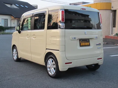 Suzuki Spacia